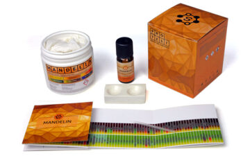Mandelin reagent test kit includes the reagent, a spatula, a reaction plate, instructions and reaction color chart